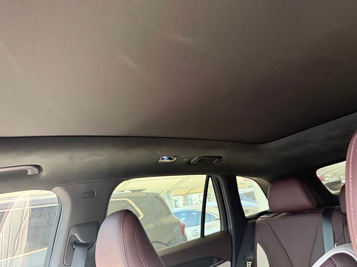 Фото 6 - Geely Monjaro