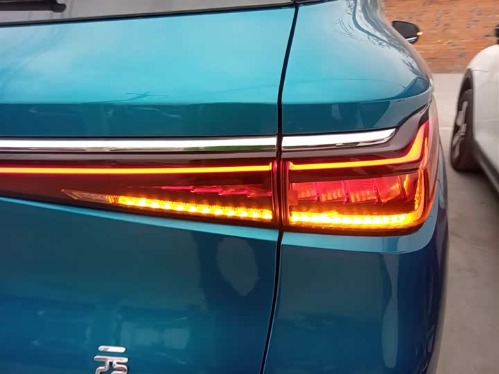 Фото 8 - BYD Yuan Plus