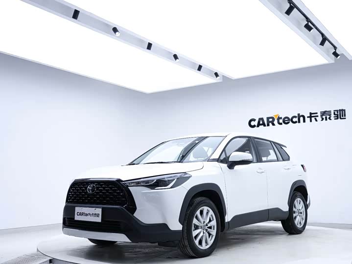 Фото 7 - Toyota Corolla Cross