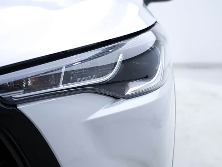 Фото 8 - Toyota Corolla Cross