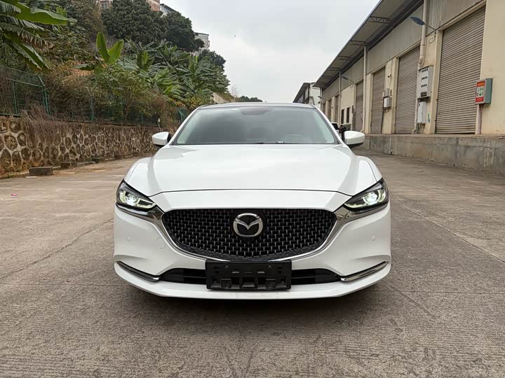 Фото 2 - Mazda Atenza