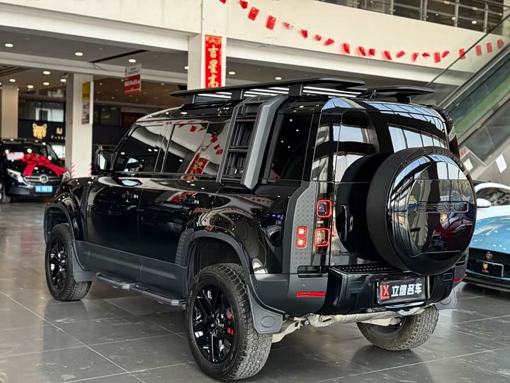 Фото 4 - Land Rover Defender