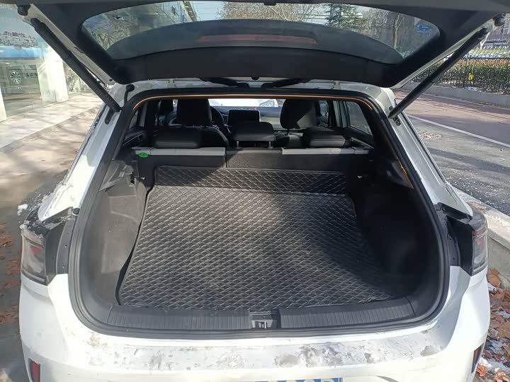 Фото 7 - Volkswagen T-Roc