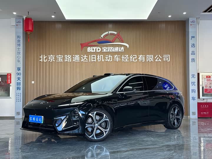 Фото 1 - Nio ET5T