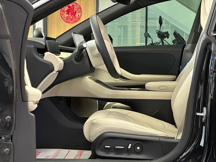 Фото 7 - Nio ET5T