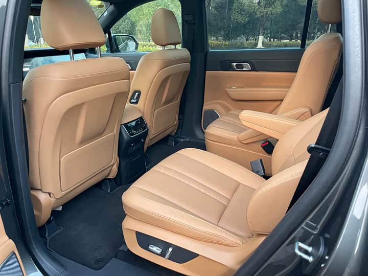 Фото 6 - LiXiang One