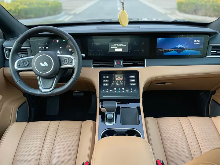 Фото 7 - LiXiang One