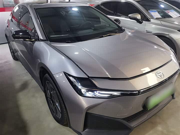 Фото 4 - Toyota bZ3