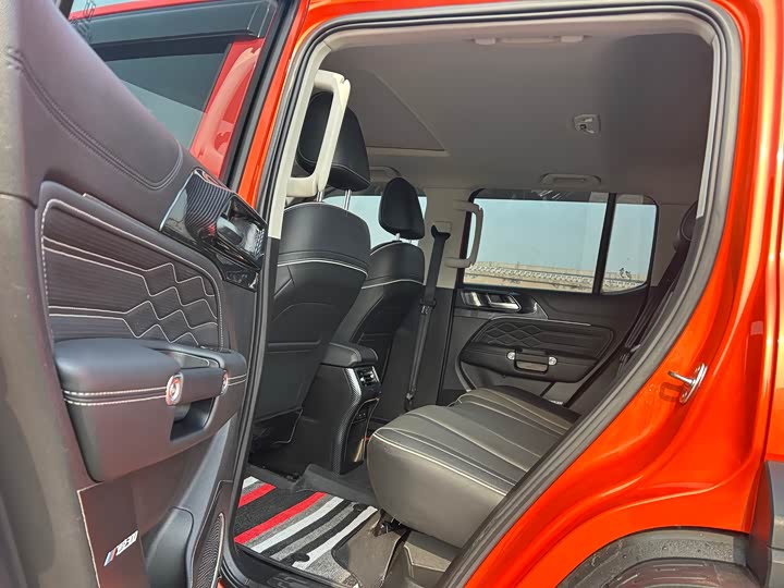 Фото 9 - Tank 300