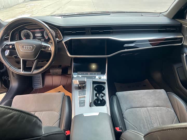 Фото 9 - Audi A6L