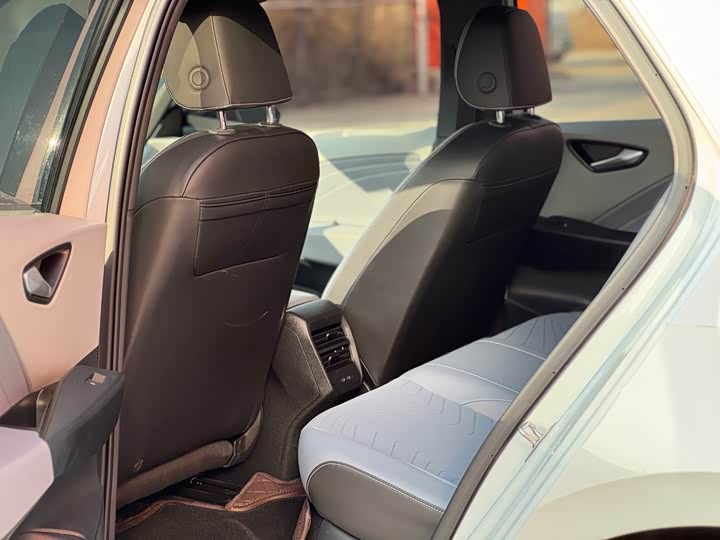 Фото 5 - Volkswagen ID.3