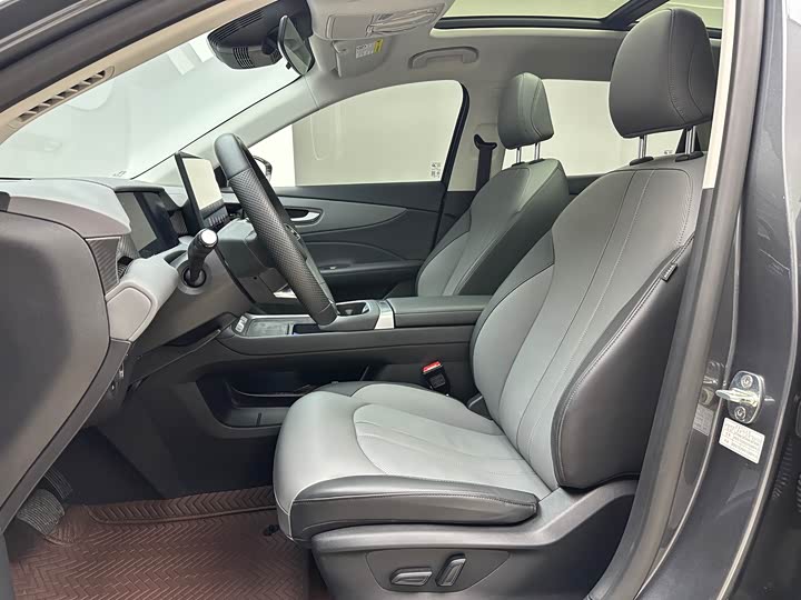 Фото 5 - MG Motor ES5