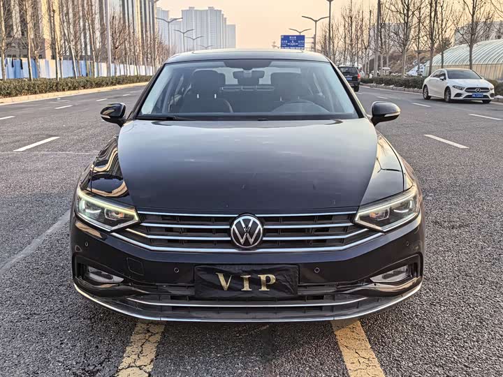 Фото 3 - Volkswagen Magotan