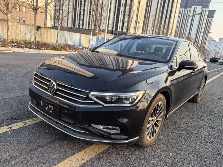 Фото 5 - Volkswagen Magotan