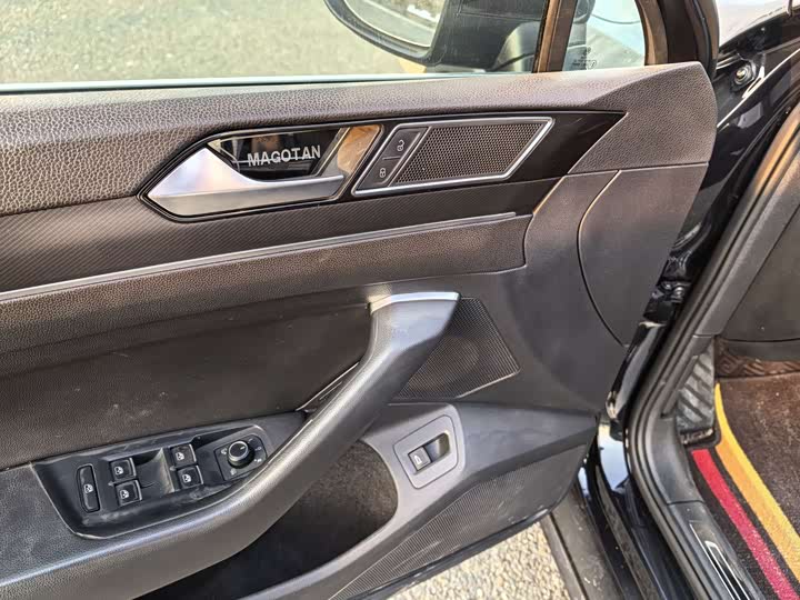 Фото 7 - Volkswagen Magotan