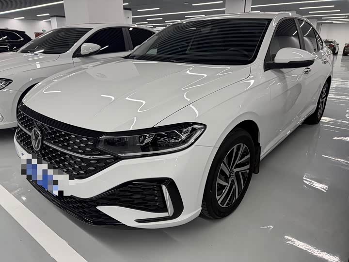 Фото 1 - Volkswagen Lavida