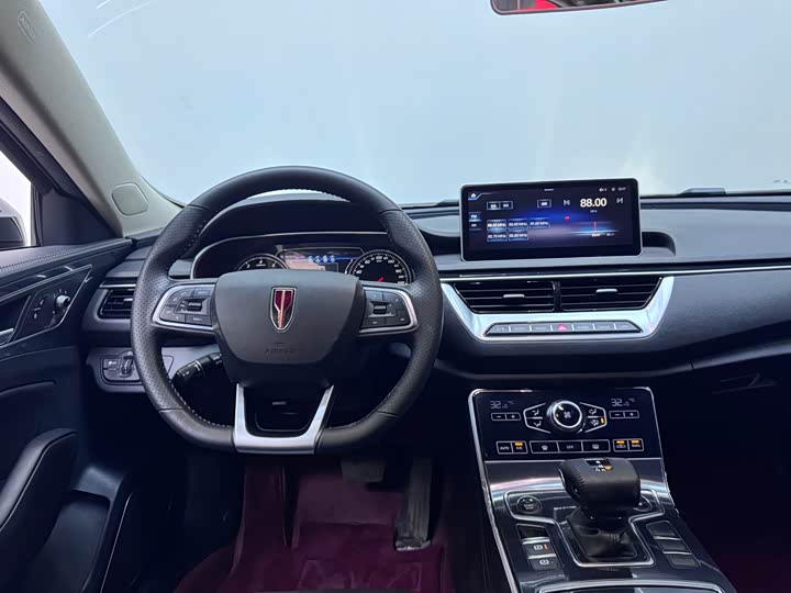 Фото 8 - Hongqi H5