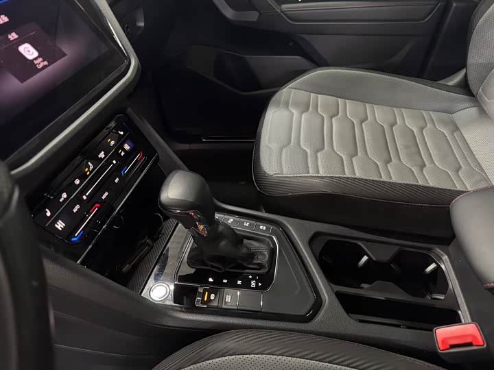 Фото 7 - Volkswagen Tiguan X