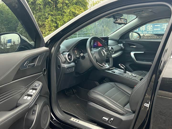 Фото 9 - Wey VV5