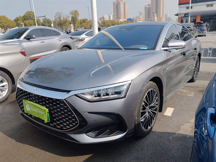 Фото 2 - BYD Han