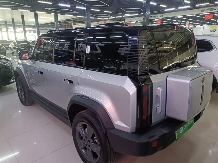 Фото 5 - Chery iCar 03