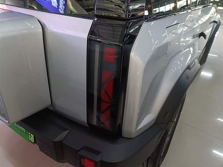 Фото 8 - Chery iCar 03