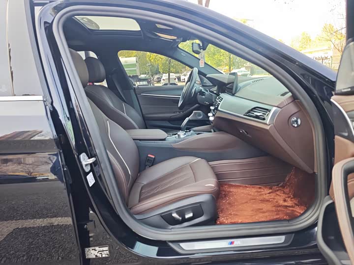 Фото 7 - BMW 5 Series