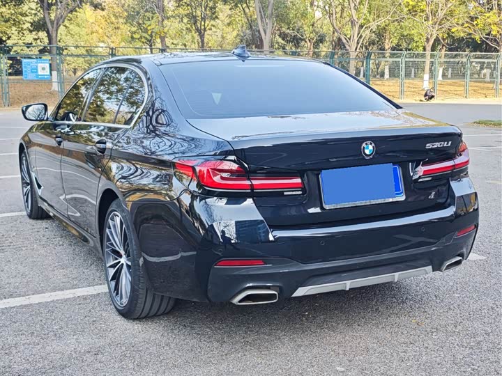 Фото 9 - BMW 5 Series