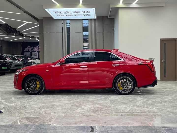 Фото 4 - Cadillac CT4