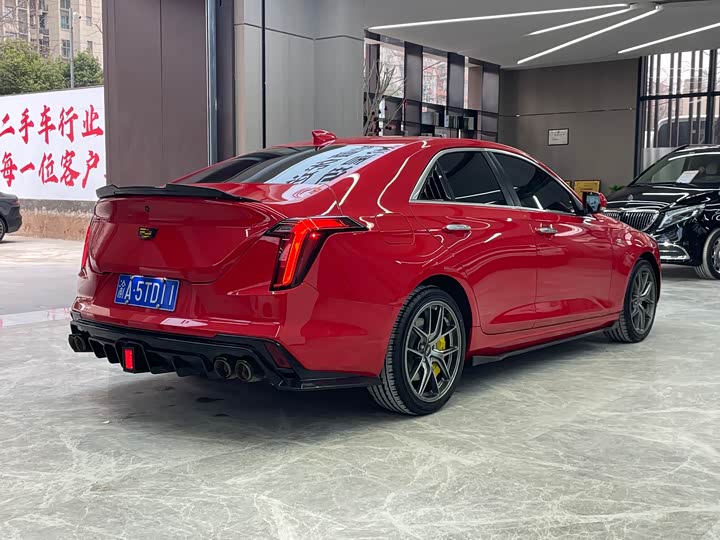 Фото 7 - Cadillac CT4