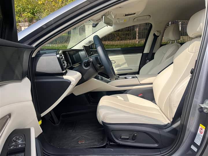 Фото 4 - BYD Qin L