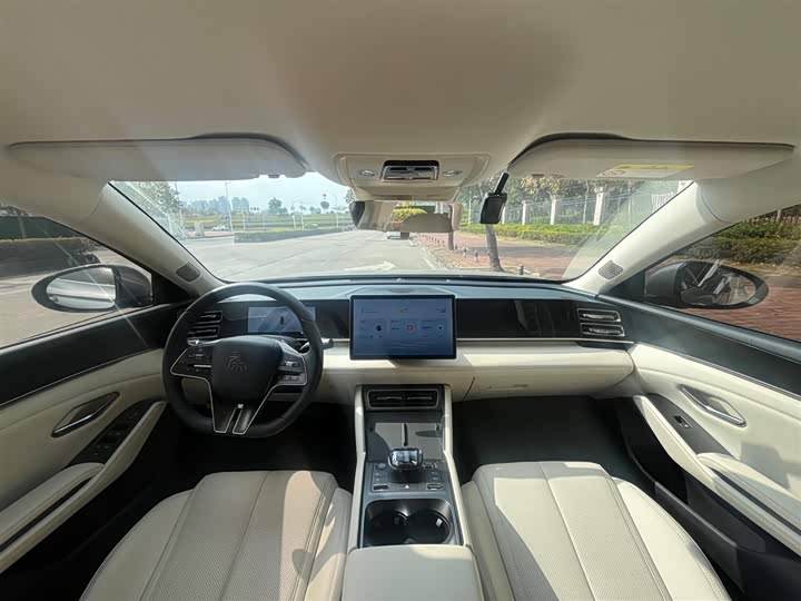 Фото 5 - BYD Qin L