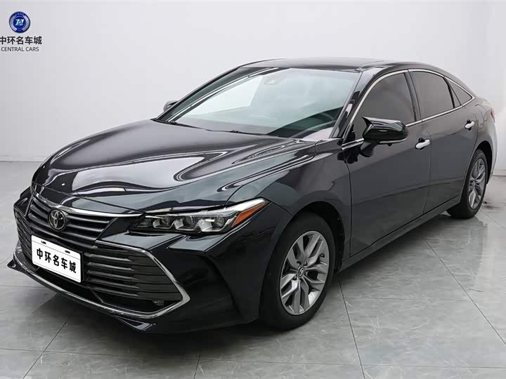 Фото 1 - Toyota Avalon