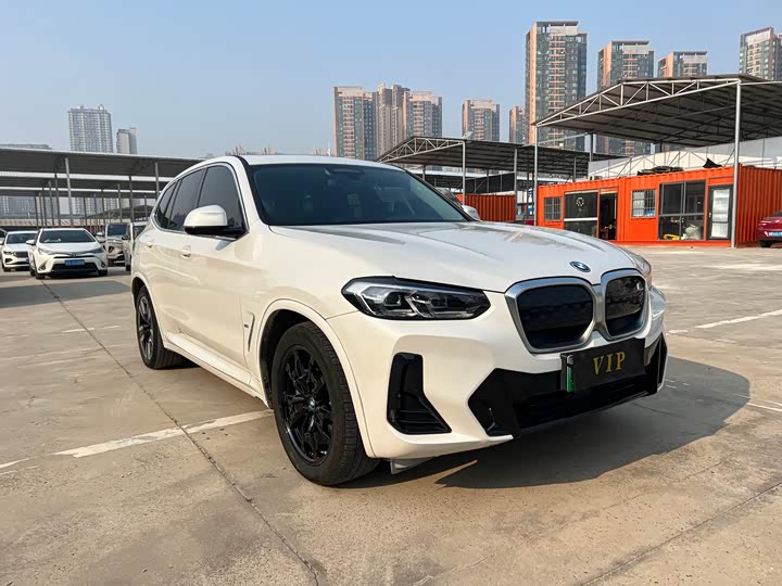 Фото 3 - BMW iX3