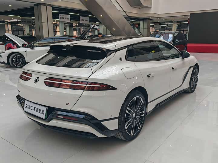 Фото 5 - Denza Z9GT