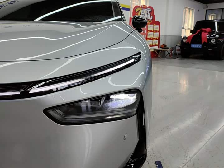 Фото 5 - XPeng F57