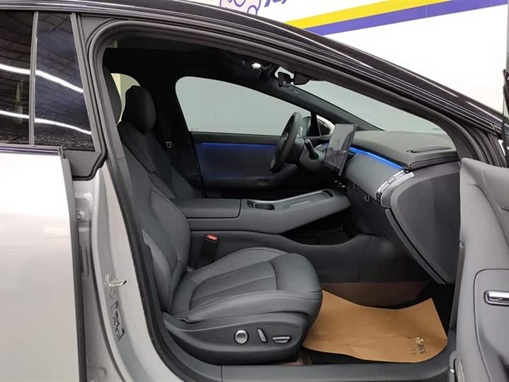 Фото 8 - XPeng F57