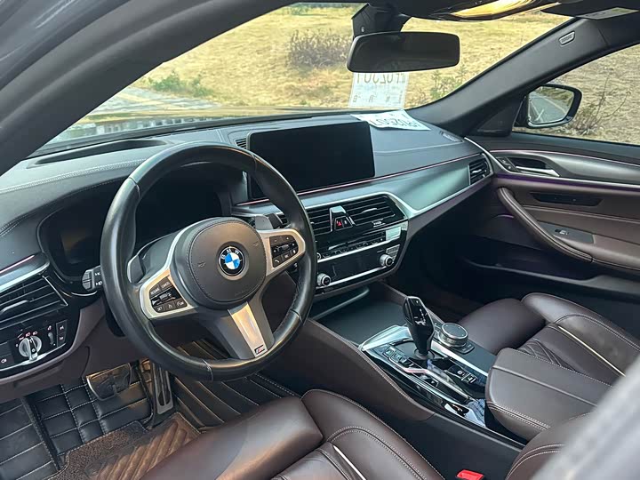 Фото 4 - BMW 5 Series