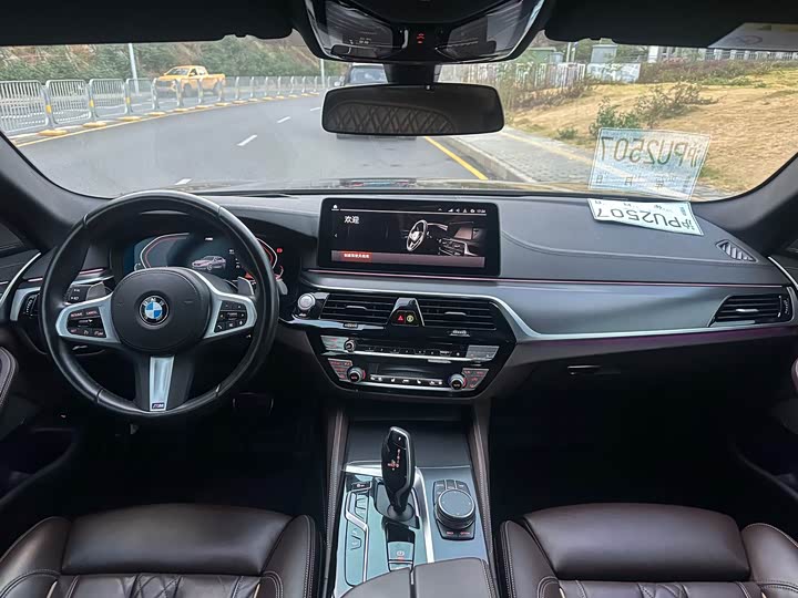 Фото 6 - BMW 5 Series