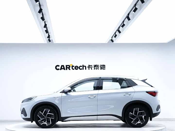 Фото 3 - BYD Yuan Plus