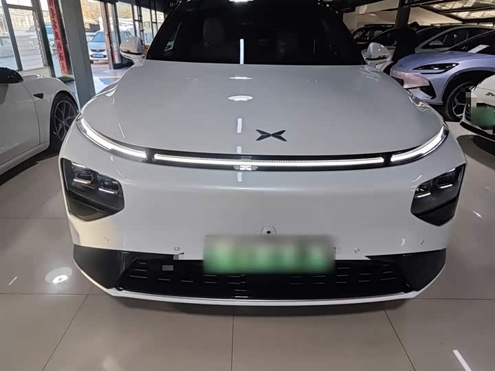 Фото 3 - XPeng G9