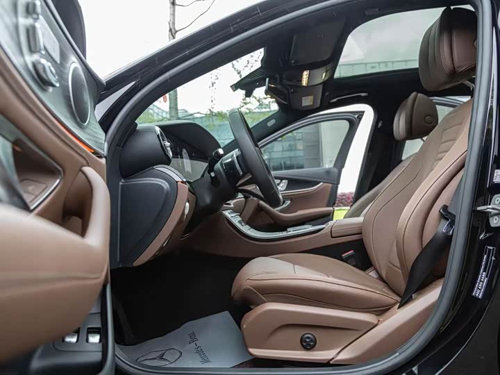 Фото 3 - Mercedes-Benz E-Class Hybrid