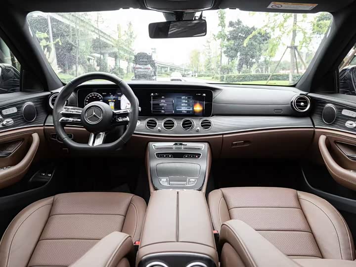 Фото 4 - Mercedes-Benz E-Class Hybrid
