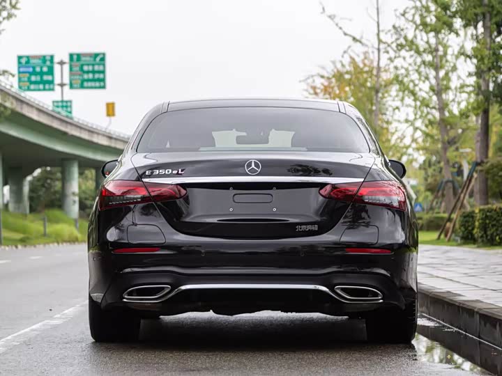 Фото 9 - Mercedes-Benz E-Class Hybrid