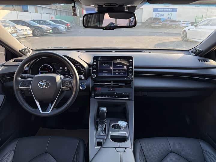 Фото 7 - Toyota Avalon