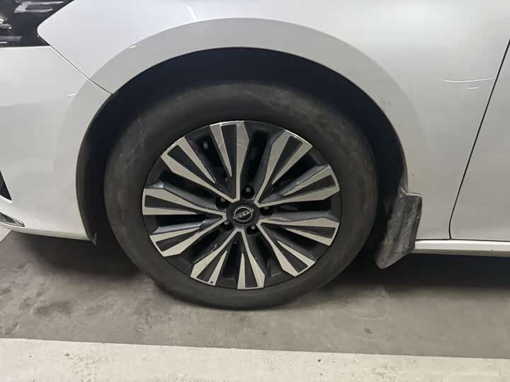 Фото 2 - Nissan Teana