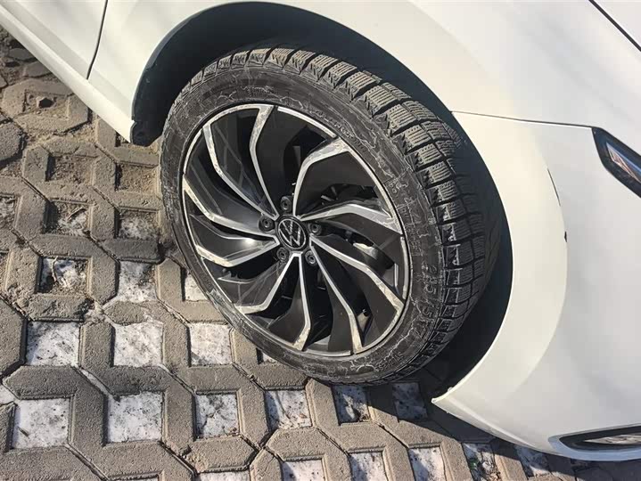 Фото 6 - Volkswagen Golf