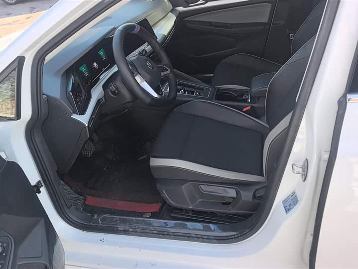 Фото 9 - Volkswagen Golf