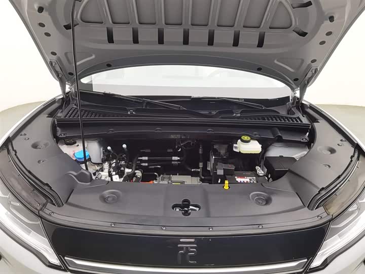 Фото 6 - BYD Yuan Up