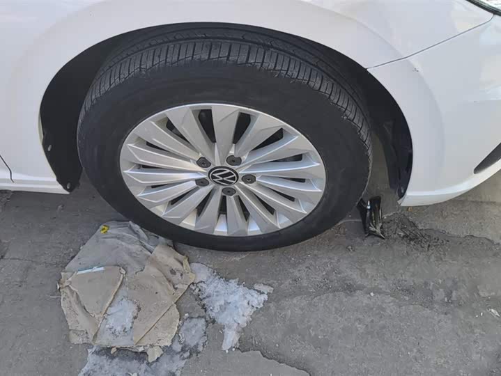 Фото 6 - Volkswagen Lavida